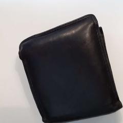 지갑 Vandermeulen, iLost를 사용하여 Regio Limburg - Leuven에 보고됨