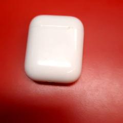 Airpods case, zoals gemeld door UvA REC met iLost