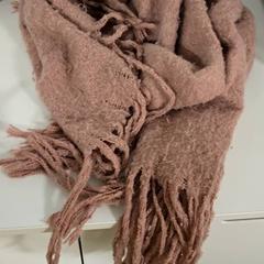 Šál, ako bolo nahlásené IKEA Mons pomocou iLost