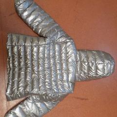 Bomberjacka argent, rapporterat av TCL med iLost