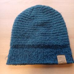 Beanie groen, as reported by UVO Vervoer using iLost