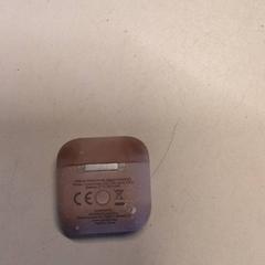 Hodetelefonetui, som rapportert av Qbuzz ZHN ved bruk av iLost