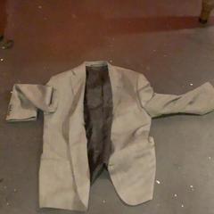 Colbert Udo, grijs, zoals gemeld door Café Leentje met iLost