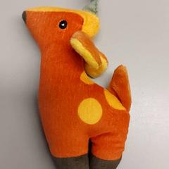 Plüss Oranje, amint azt Burgers' Zoo az iLost segítségével jelentette.