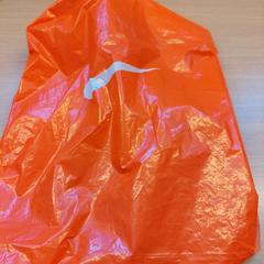 كيس بلاستيك، كما تم الإبلاغ عنه بواسطة Regio Limburg - Leuven عبر iLost