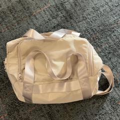 Väska, rapporterat av Connexxion Amstelland-Meerlanden Schiphol Zuid med iLost