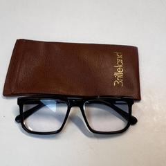 Glasses, as reported by IKEA Furuset using iLost