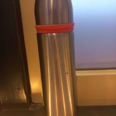 魔法瓶 がiLostで Arriva Limburg Zuid によって報告されました