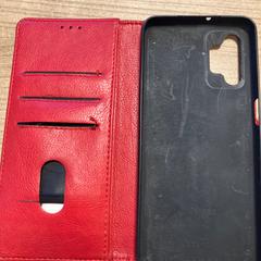 Telefoonhoesje, as reported by Pathé Zwolle using iLost