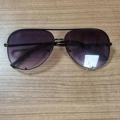 Des lunettes de soleil, a été signalé par Connexxion Amstelveen utilisant iLost