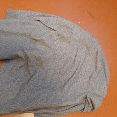 Cardigan gris, rapporterat av TCL med iLost