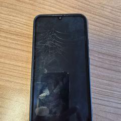 Smartphone zwart Samsung, a été signalé par Connexxion Zeeland utilisant iLost