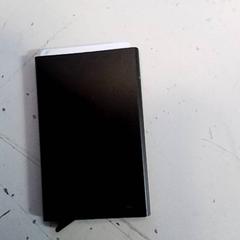 カードホルダー がiLostで Hermes Eindhoven によって報告されました