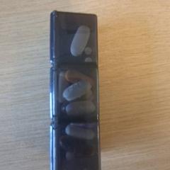 Krabička na léky, jak nahlášeno Keukenhof pomocí iLost