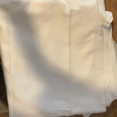 Tablecloth Blanche, as reported by MEININGER Hotel Marseille Centre la Joliette using iLost