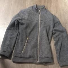 Jacket blauw, as reported by Libéma Beurzen en Evenementen using iLost