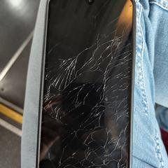 Zwarte Samsung telefoon, som rapporterats till iLost
