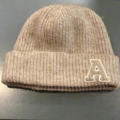 Beanie bonnet, gemeldet von MEININGER Hotel Bordeaux Gare Saint-Jean über iLost