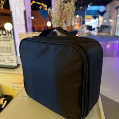 Sminkväska Black, rapporterat av Room Mate Bruno med iLost