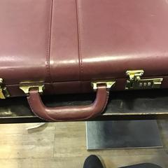 Resväska, rapporterat av U-OV Utrecht med iLost