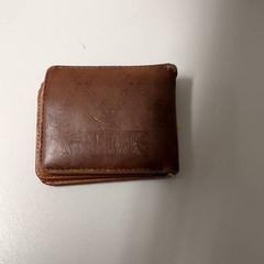 Portemonnee - Burty، كما تم الإبلاغ عنه بواسطة Centraal magazijn عبر iLost