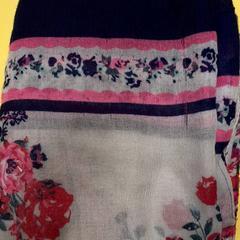 İLost kullanarak IKEA Delft tarafından bildirildiği gibi Şal Bloemen sjaal