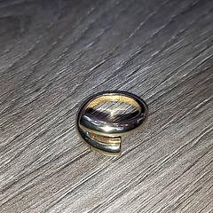 Ring, zoals gemeld door Leonardo Royal Hotel Amsterdam met iLost