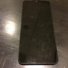 Telefon komórkowy, zgłoszono przez Qbuzz U-OV przy użyciu iLost