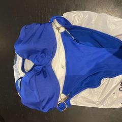 Bolsa blauwe bikini, segundo informou Van der Valk Hotel Amsterdam-Amstel usando iLost