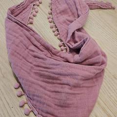 Sjal écharpe pashmina rose écharpe, rapporterat av IKEA Liège med iLost