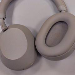 Slúchadlá Zand, ako bolo nahlásené Vrije Universiteit Amsterdam pomocou iLost