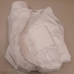 Blus Wit, rapporterat av Van der Valk Hotel Schiphol med iLost