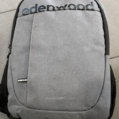 حقائب الظهر والحقائب النهارية، كما تم الإبلاغ عنه بواسطة Regio Oost-Vlaanderen عبر iLost