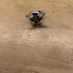 Anillo, ha sido reportado por Pathé Utrecht Leidsche Rijn con iLost