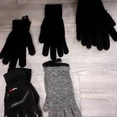 Hansker, som rapportert av Qbuzz servicepunt  Emmen ved bruk av iLost