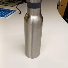 Flasche Zilver, gemeldet von Heidelberglaan 7 über iLost