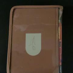 Book, rapporterat av MEININGER Hotel Dresden Zentrum med iLost