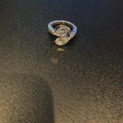 Gyűrű, amint azt Van der Valk Hotel Utrecht az iLost segítségével jelentette.