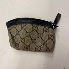 지갑, iLost를 사용하여 GVB에 보고됨