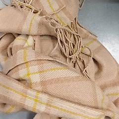 İLost kullanarak IKEA Orléans - Ardon tarafından bildirildiği gibi Atkı echarpe