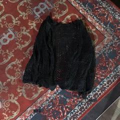 Zwart gehaakt vest, jak nahlášeno De Heeren van Aemstel pomocí iLost