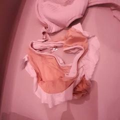 Ondergoed Bikini, zoals gemeld door Van der Valk Hotel Schiphol met iLost