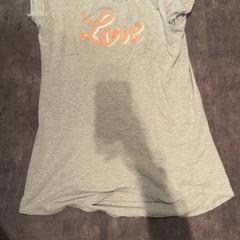 Pyjama hemd, jak nahlášeno Van der Valk Hotel Haarlem pomocí iLost