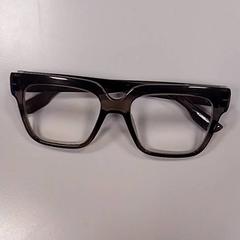 Briller, som rapportert av Vrije Universiteit Amsterdam ved bruk av iLost