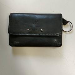 Portfel, zgłoszono przez Regio Antwerpen - Brussel przy użyciu iLost