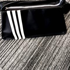 Väska Adidas, rapporterat av Arriva Vechtdallijnen med iLost