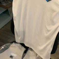 Roupa, como reportado por MEININGER Hotel München City Center utilizando o iLost