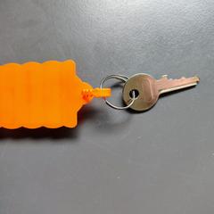 Sleutel met oranje label, segons s'ha informat a iLost