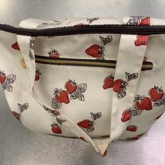 バッグ がiLostで IKEA Tokyo-Bay によって報告されました