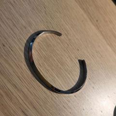 Bracelet argenté, rapporterat av IKEA Liège med iLost